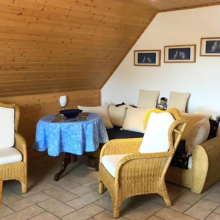 Appartement Mit Garten