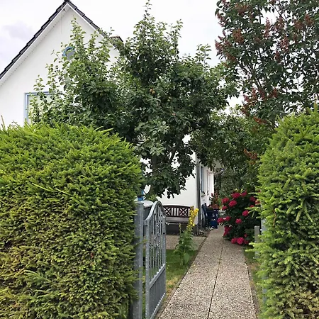 Mit Garten Appartement Wieck